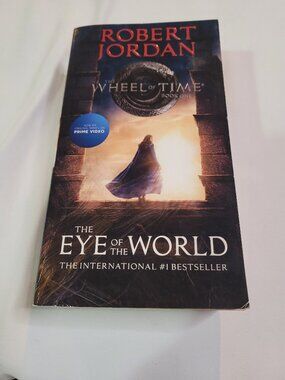 The Eye of the World Used Fantasy Paperback Book Robert Jordan Wheel of Time